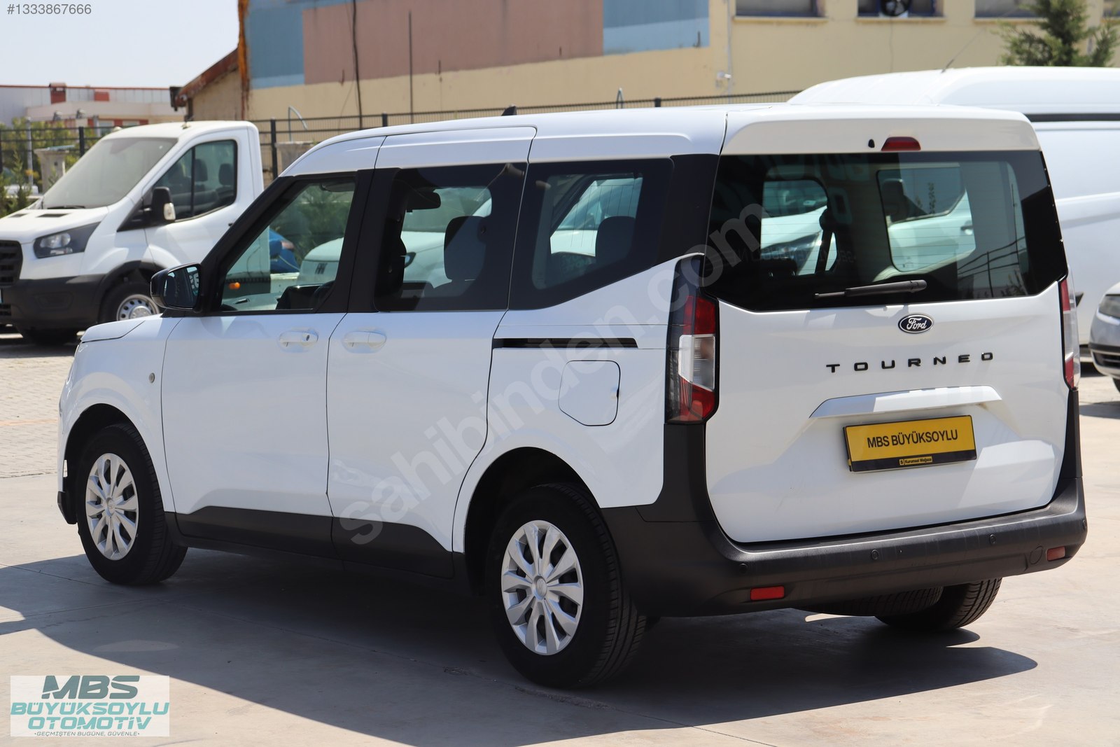 MBS BÜYÜKSOYLU'DAN 2024 MODEL TOURNEO COURIER 1.5 EcoBlue DELUX