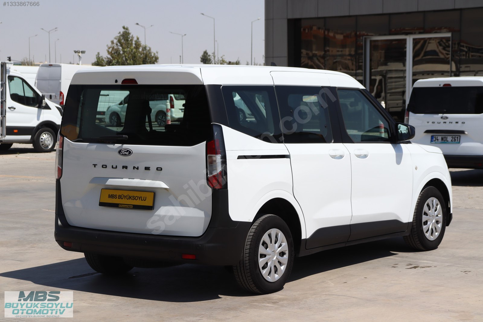 MBS BÜYÜKSOYLU'DAN 2024 MODEL TOURNEO COURIER 1.5 EcoBlue DELUX