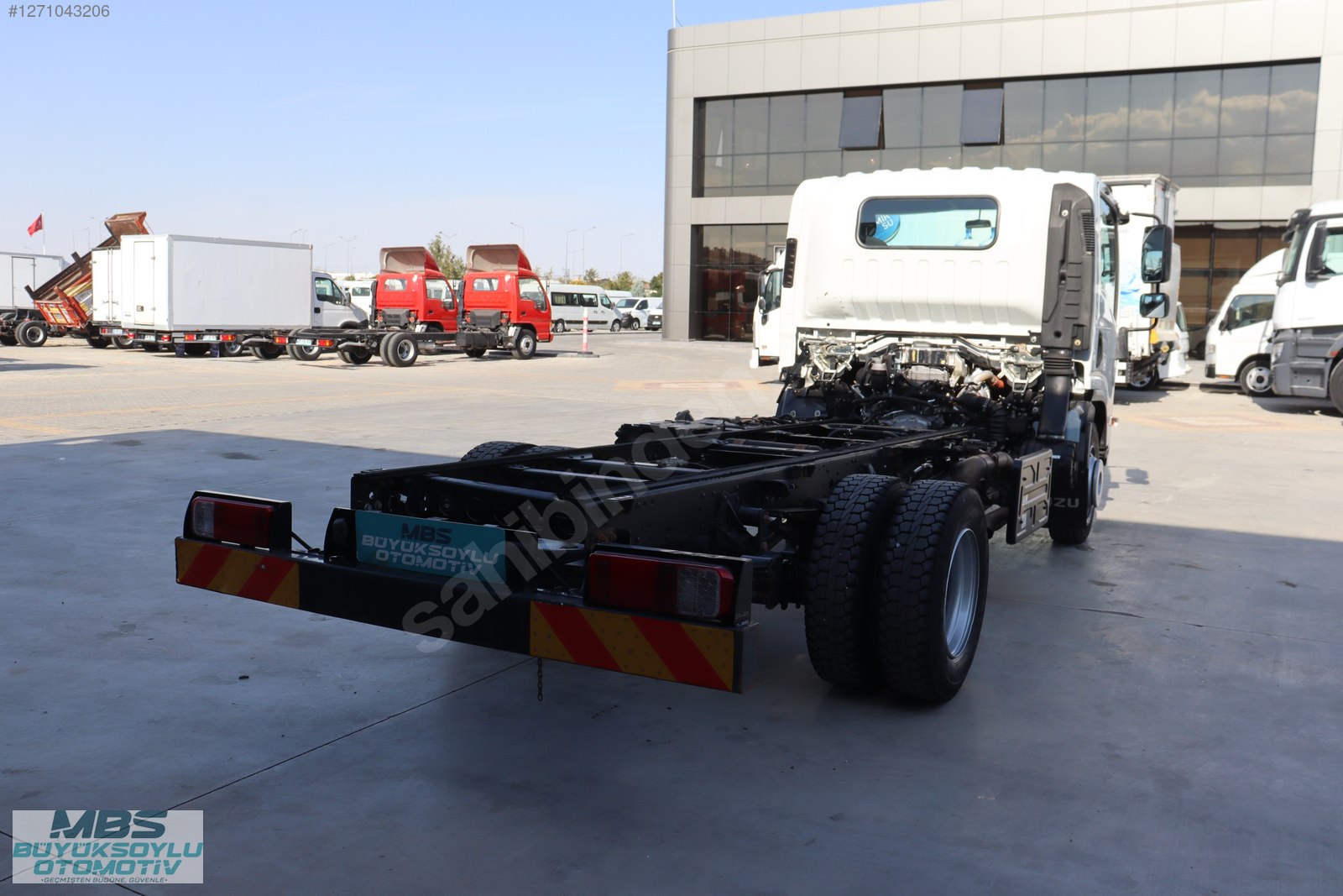 MBS BÜYÜKSOYLU'DAN 2022 MODEL ISUZU NPR 10 KLİMALI ŞASE KAMYON