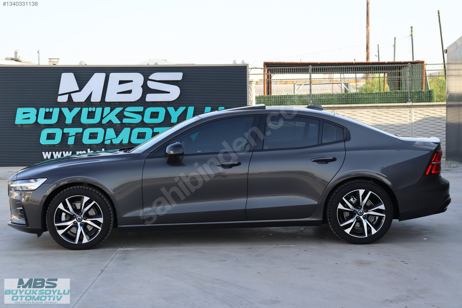 MBS BÜYÜYSOYLU'DAN 2023 MODEL VOLVO S60 B5 PLUS DARK AWD