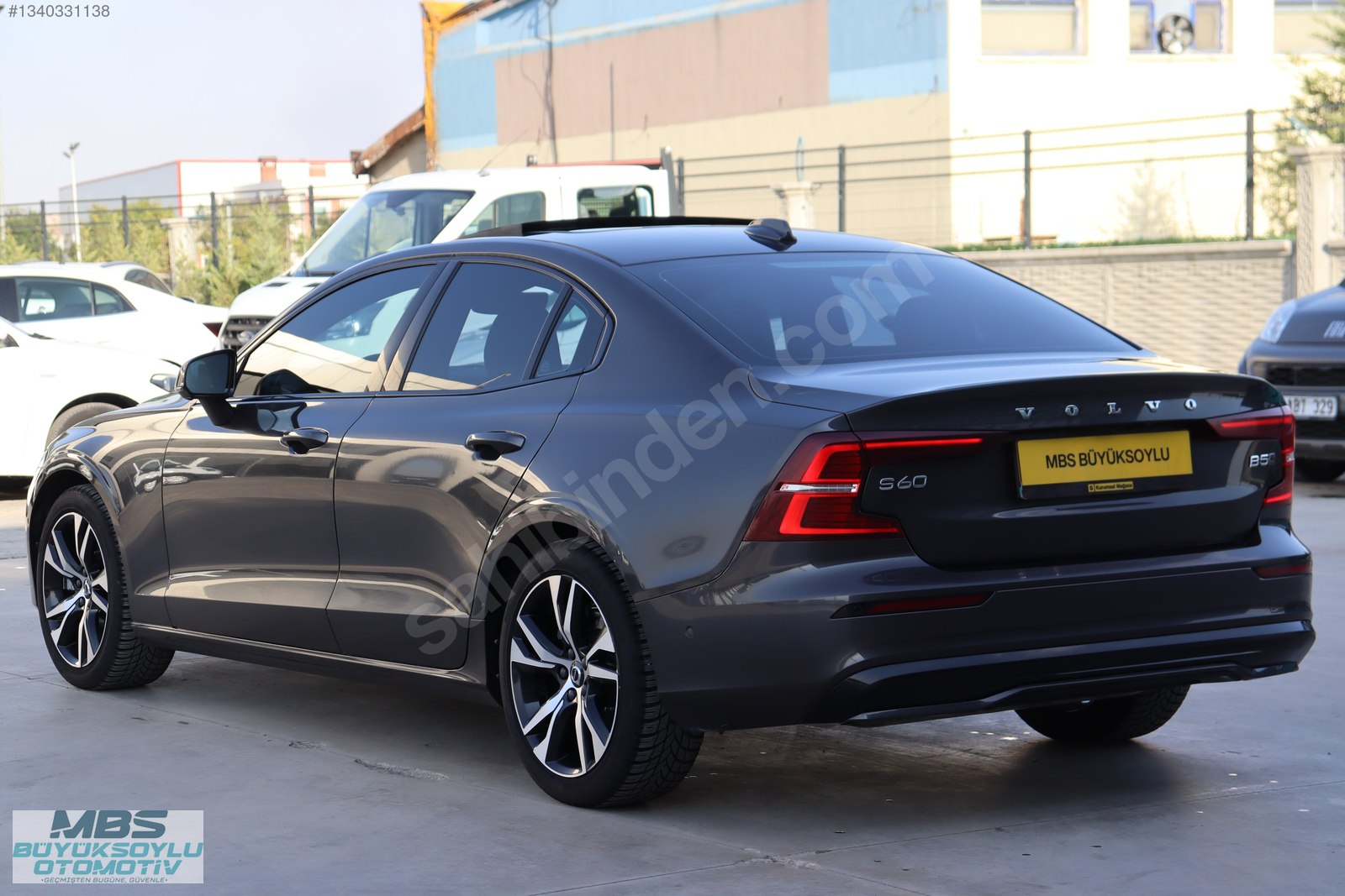MBS BÜYÜYSOYLU'DAN 2023 MODEL VOLVO S60 B5 PLUS DARK AWD