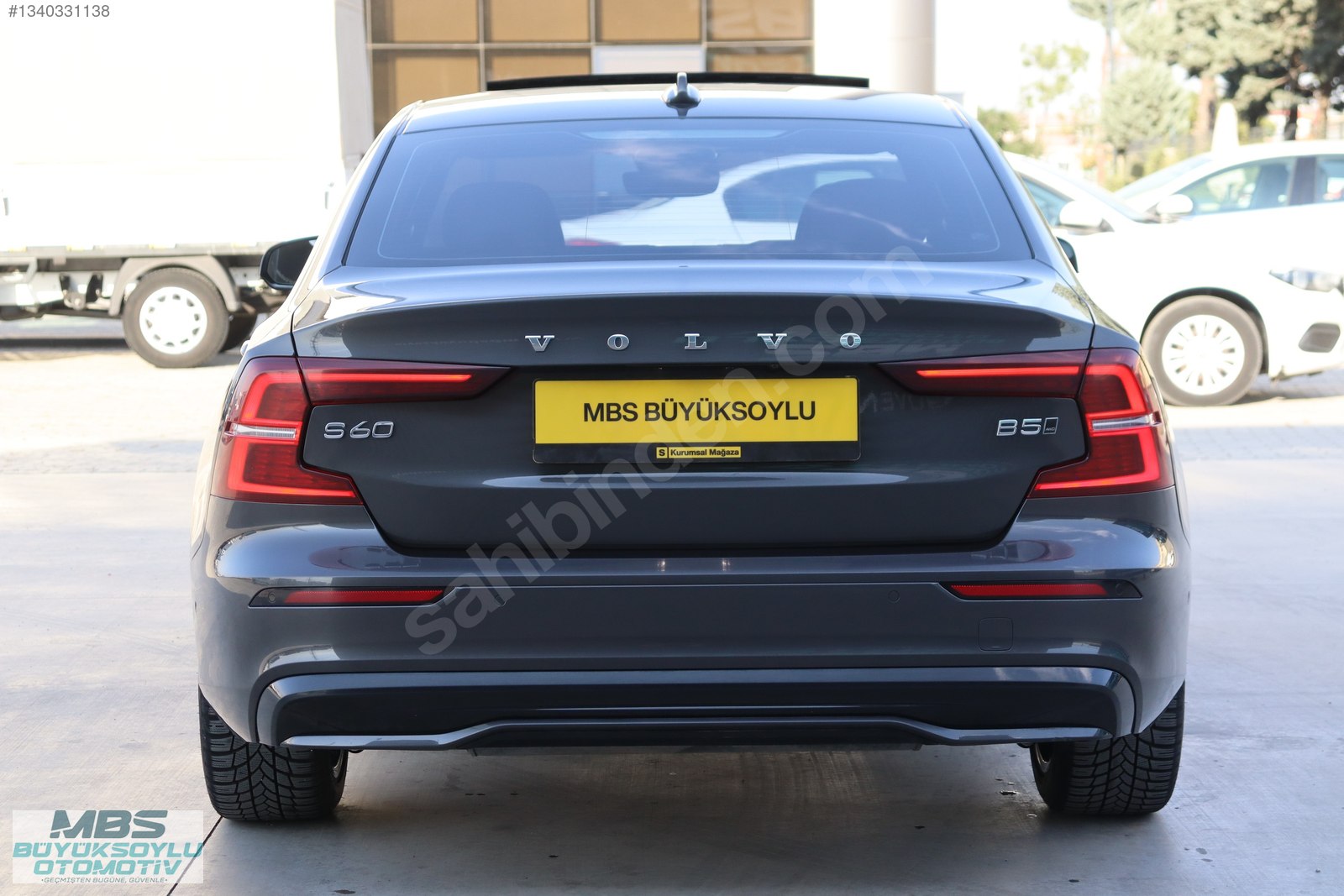 MBS BÜYÜYSOYLU'DAN 2023 MODEL VOLVO S60 B5 PLUS DARK AWD