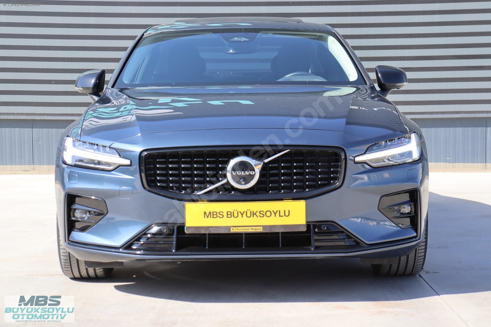 MBS BÜYÜYSOYLU'DAN 2023 MODEL VOLVO S60 B5 PLUS DARK AWD