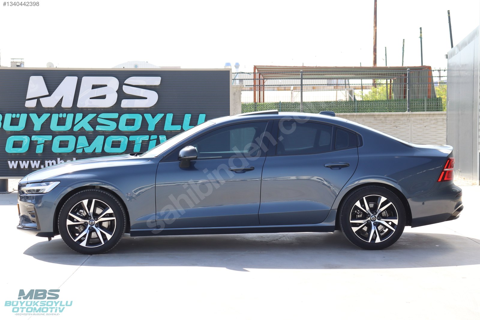 MBS BÜYÜYSOYLU'DAN 2023 MODEL VOLVO S60 B5 PLUS DARK AWD