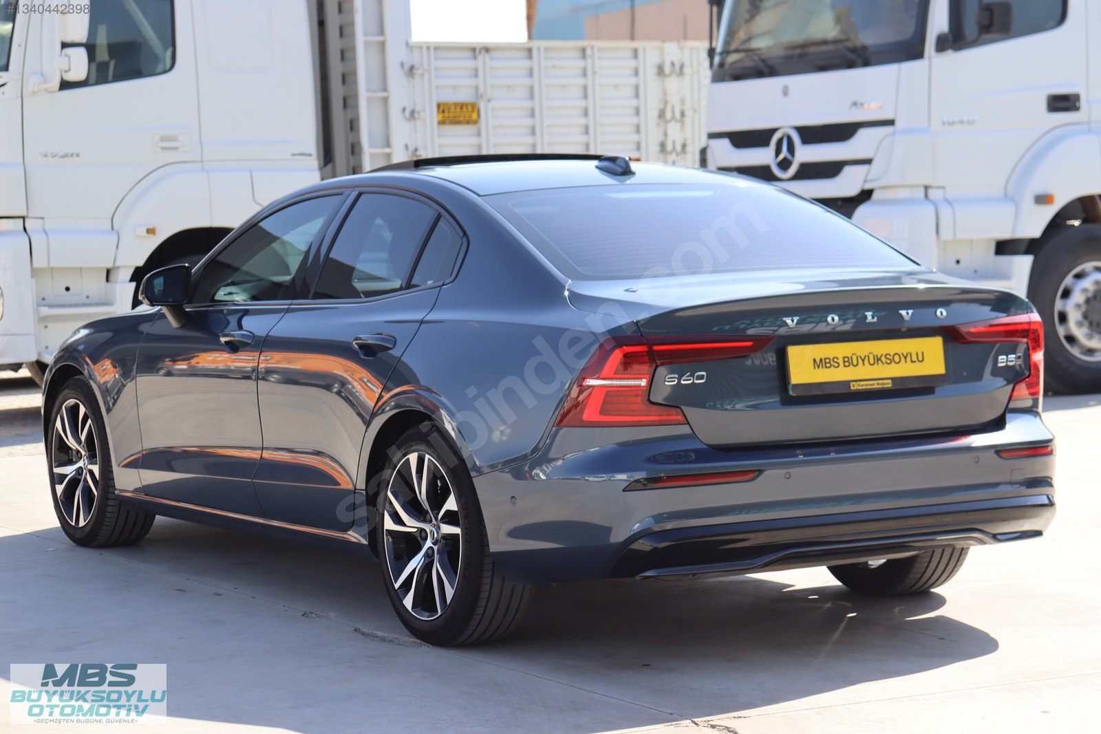 MBS BÜYÜYSOYLU'DAN 2023 MODEL VOLVO S60 B5 PLUS DARK AWD