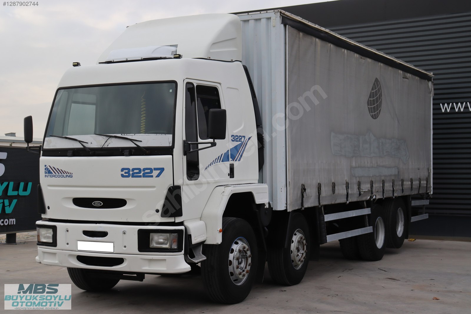 MBS BÜYÜKSOYLU'DAN 2000 MODEL CARGO 3227 C KAYAR PERDELİ KAMYON