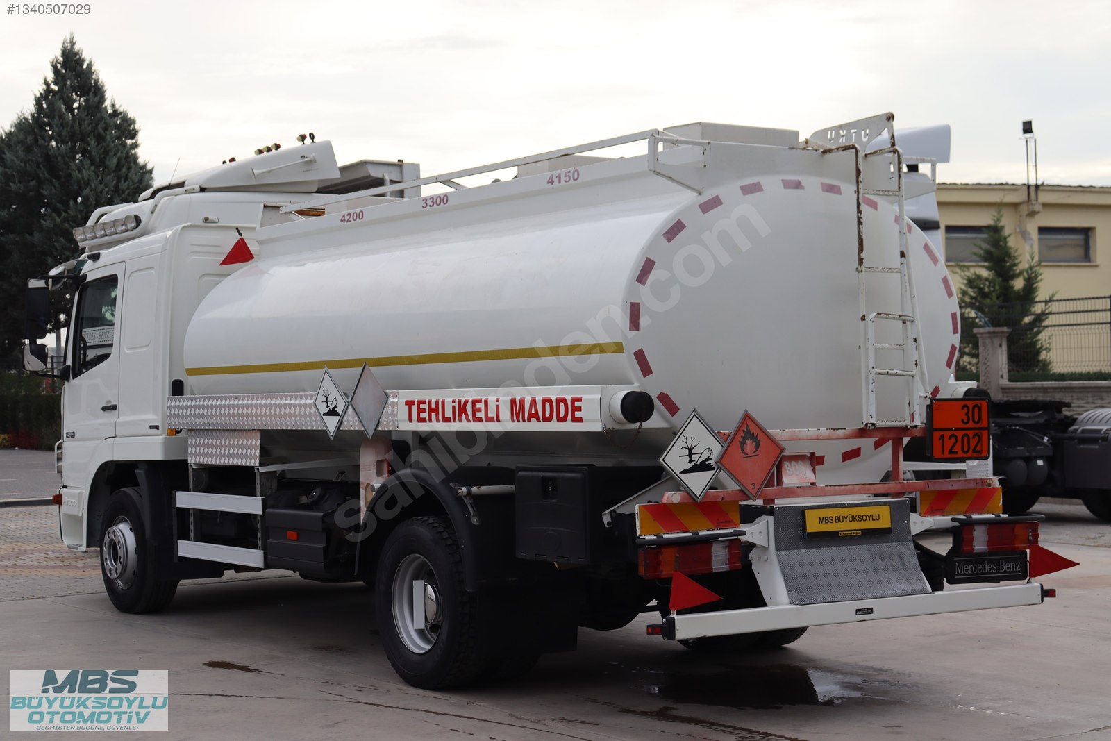 ADR + KABİN KLİMA 2012 MERCEDES ATEGO 1518 AKARYAKIT TANKERİ