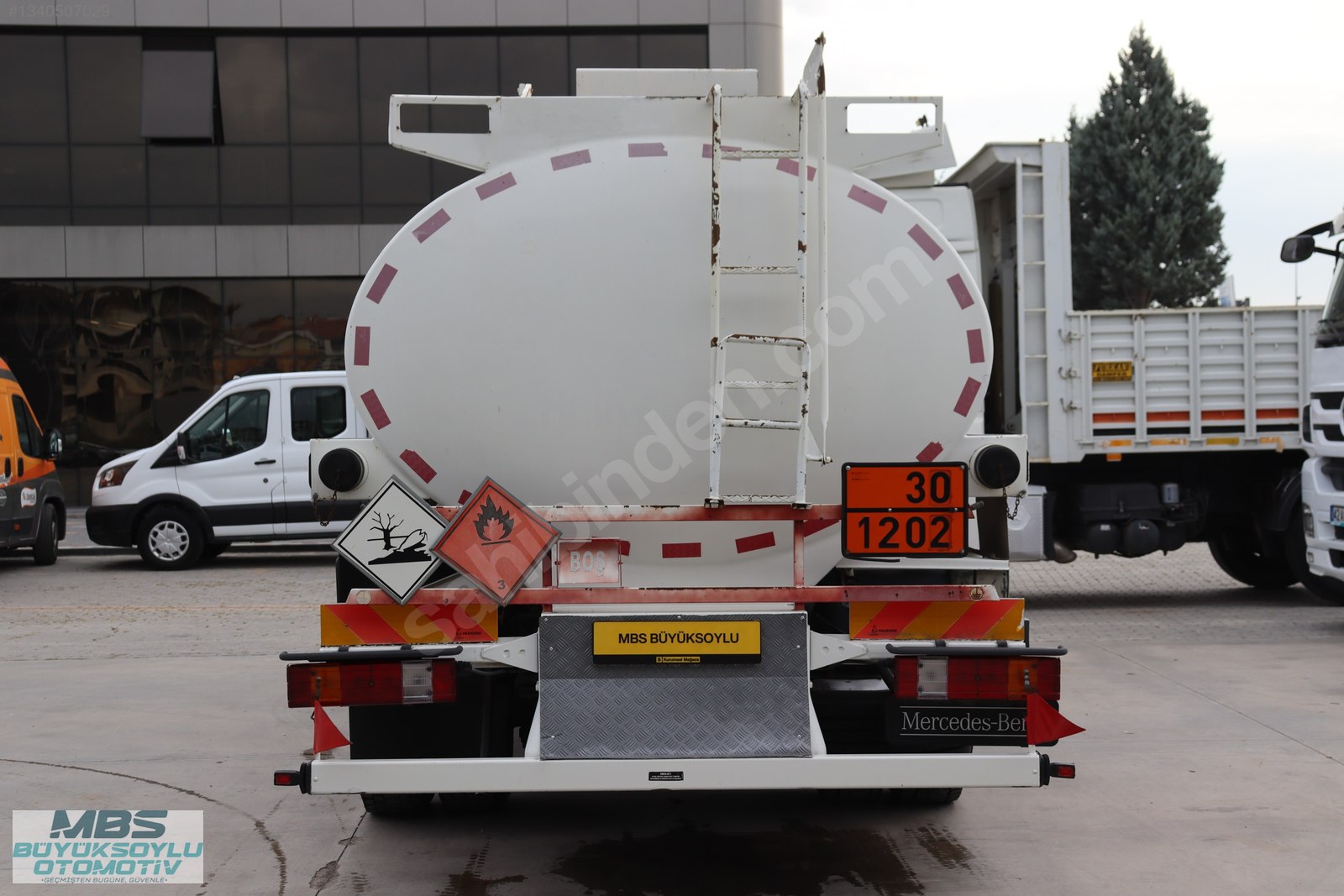 ADR + KABİN KLİMA 2012 MERCEDES ATEGO 1518 AKARYAKIT TANKERİ