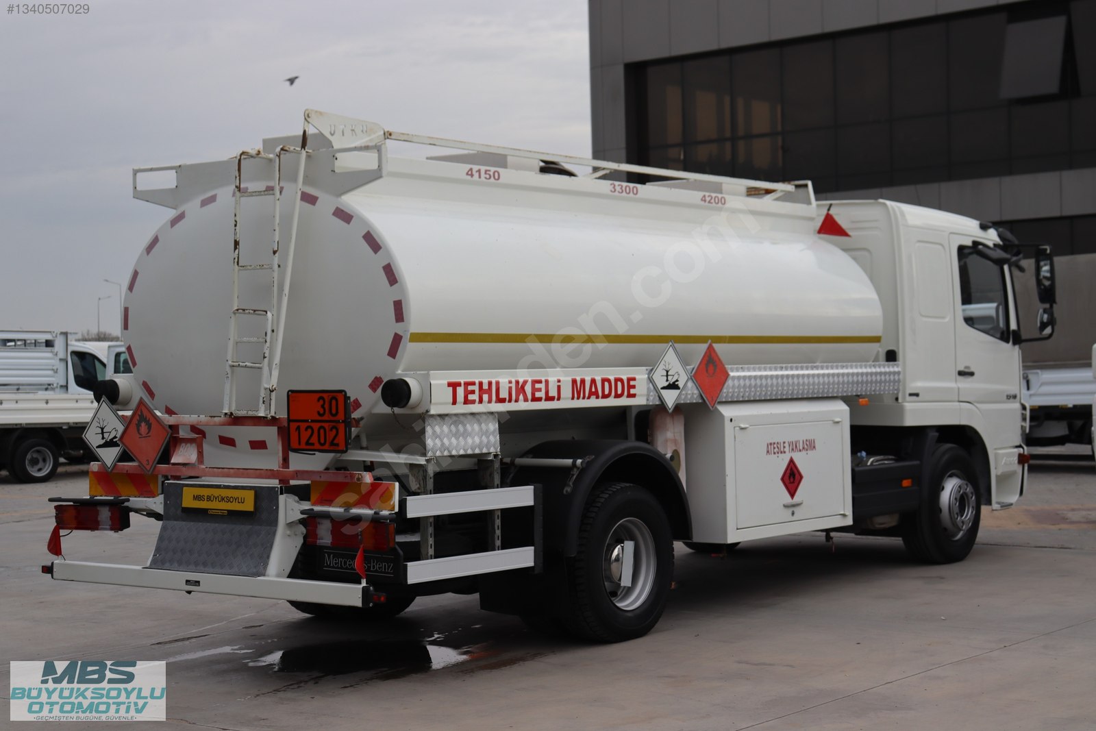 ADR + KABİN KLİMA 2012 MERCEDES ATEGO 1518 AKARYAKIT TANKERİ