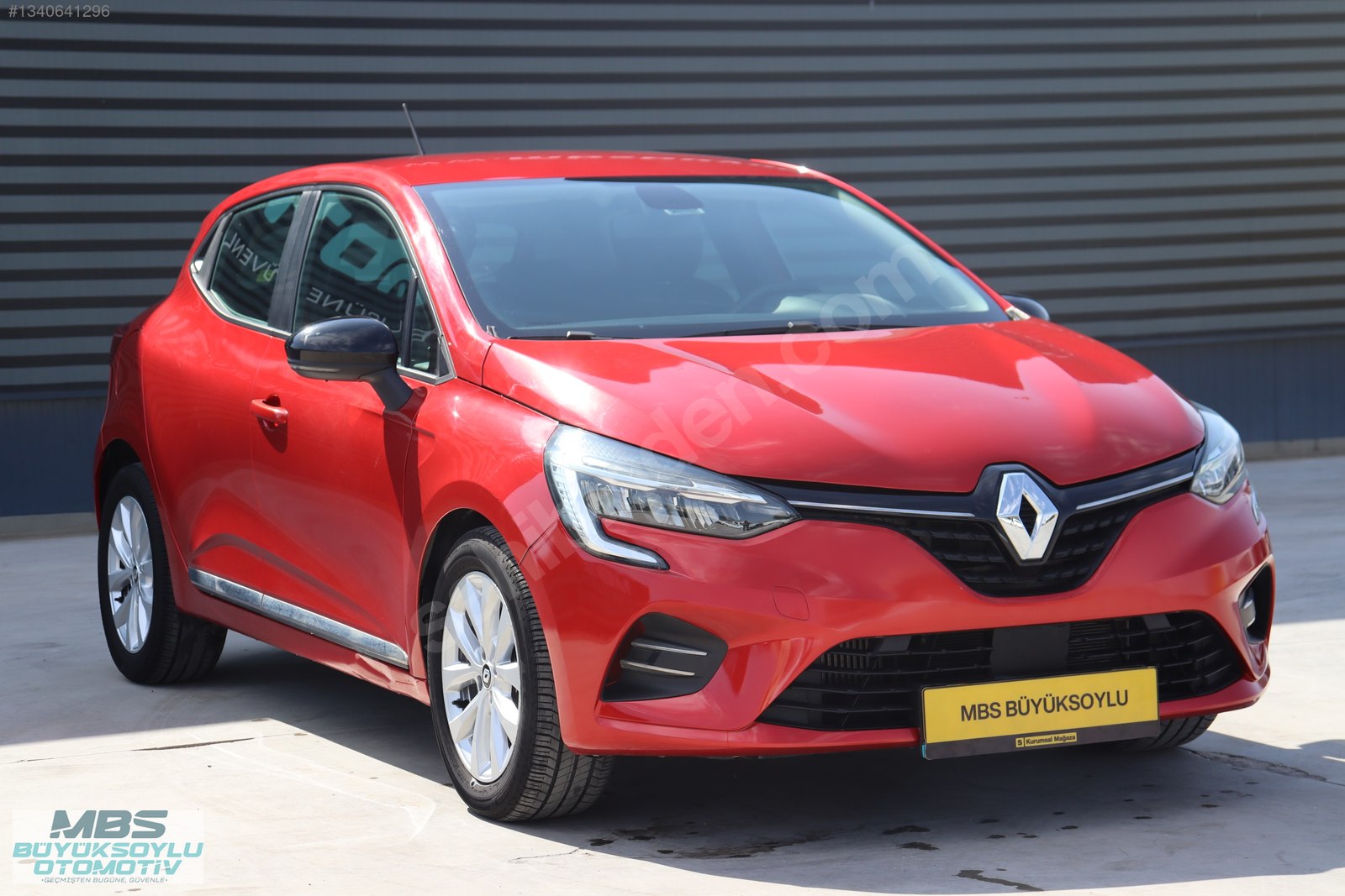MBS BÜYÜKSOYLU'DAN 2022 MODEL CLIO 1.0 TCE TOUCH X-TRONiC