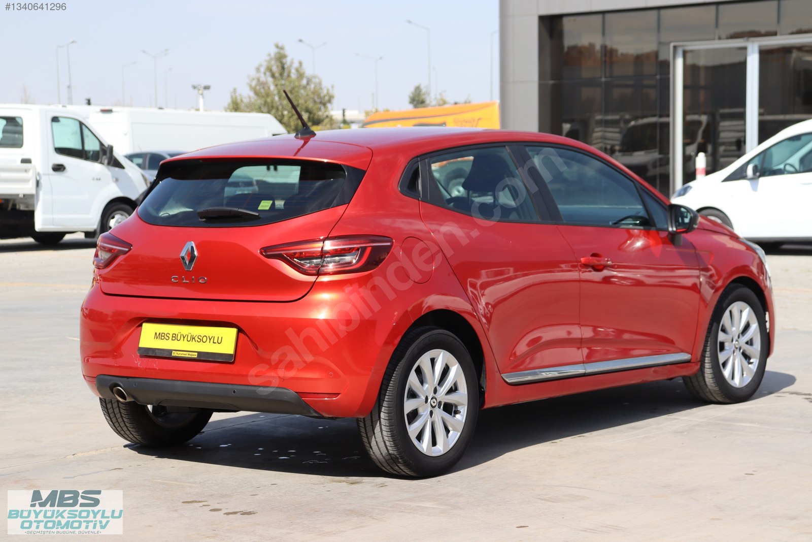 MBS BÜYÜKSOYLU'DAN 2022 MODEL CLIO 1.0 TCE TOUCH X-TRONiC