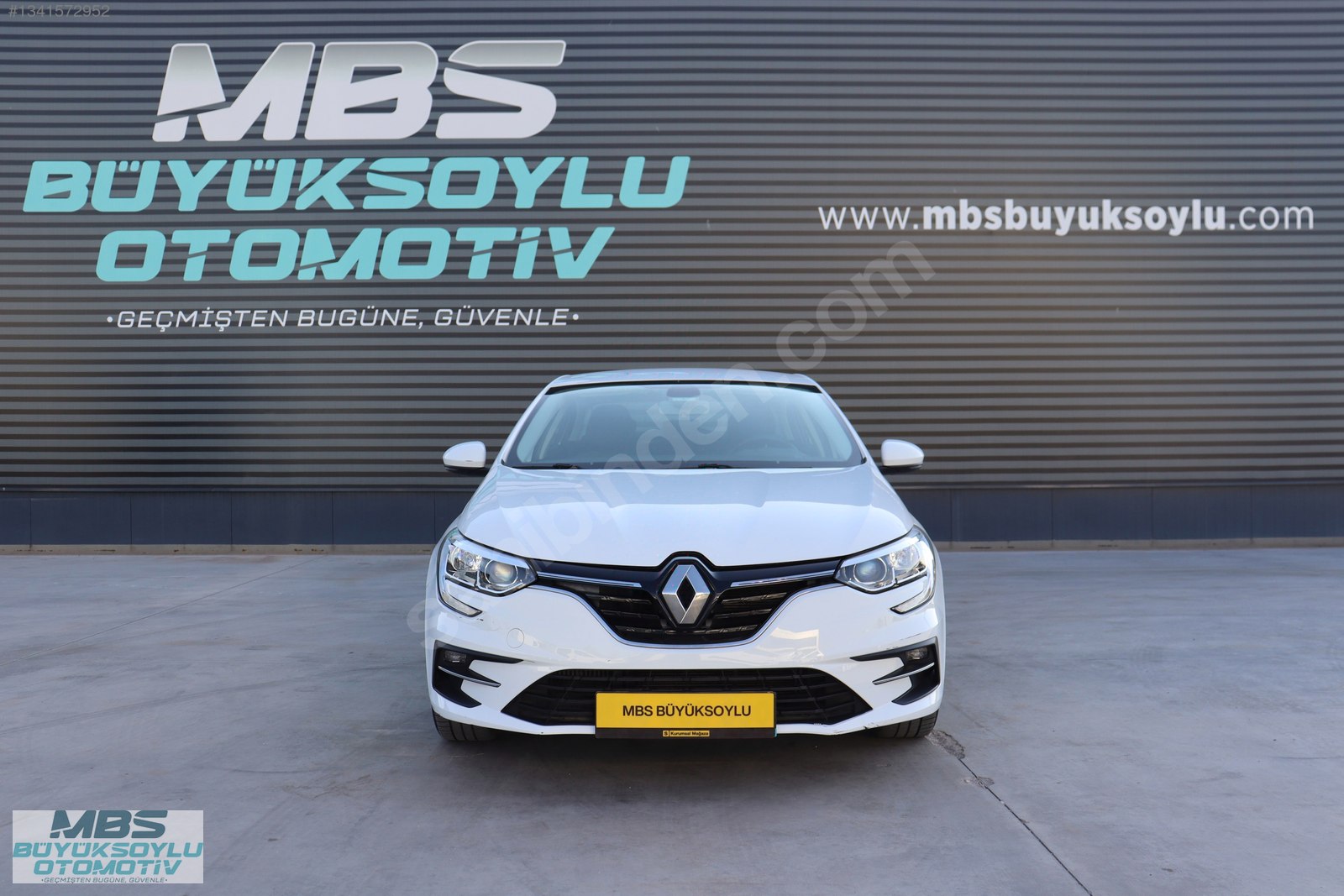 MBS BÜYÜKSOYLU'DAN 2023 MODEL RENAULT MEGANE 1.3 TCE EDC TOUCH