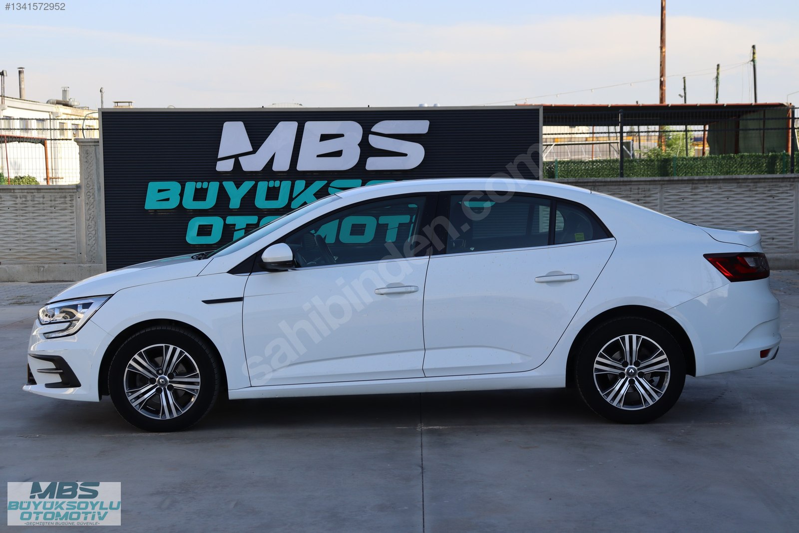 MBS BÜYÜKSOYLU'DAN 2023 MODEL RENAULT MEGANE 1.3 TCE EDC TOUCH