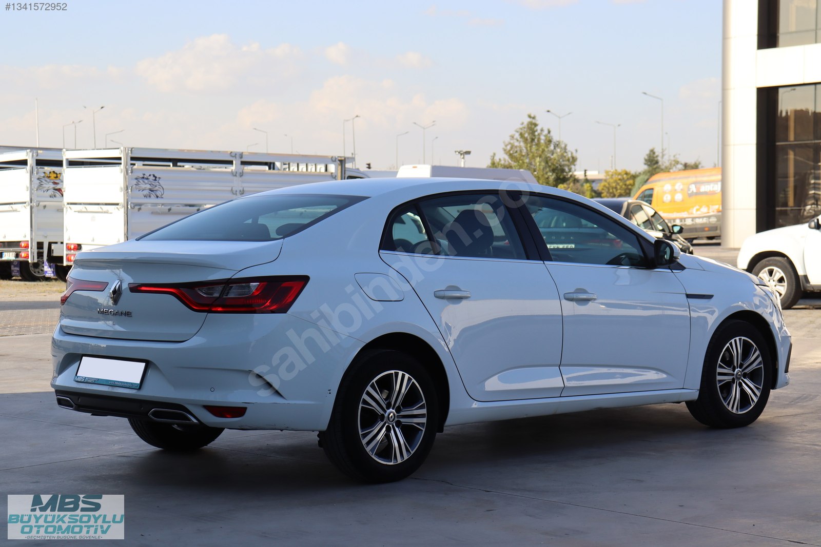 MBS BÜYÜKSOYLU'DAN 2023 MODEL RENAULT MEGANE 1.3 TCE EDC TOUCH