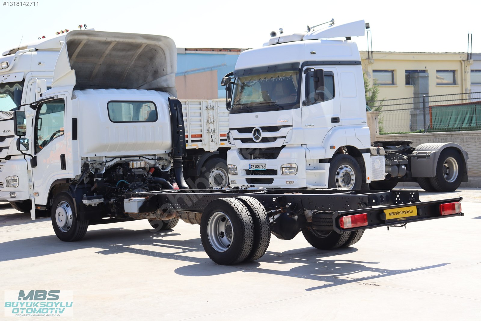 MBSBÜYÜKSOYLU'DAN 2015 MODEL ISUZU NPR 8 ŞASE KAMYON