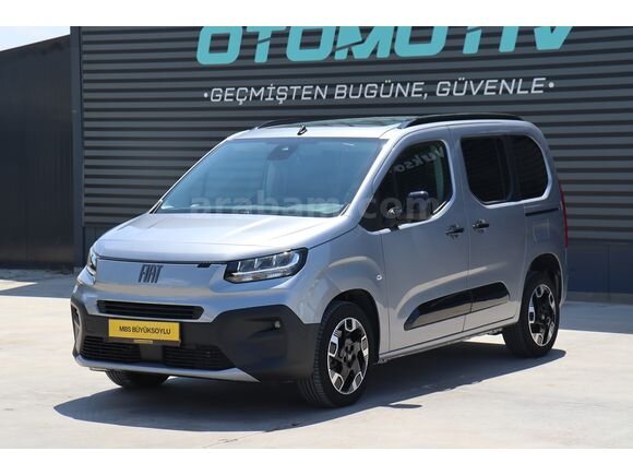 Galeriden Fiat Doblo Combi 1.5 BlueHDi Premio Plus 2025 Model Konya 20.994 KM Gri