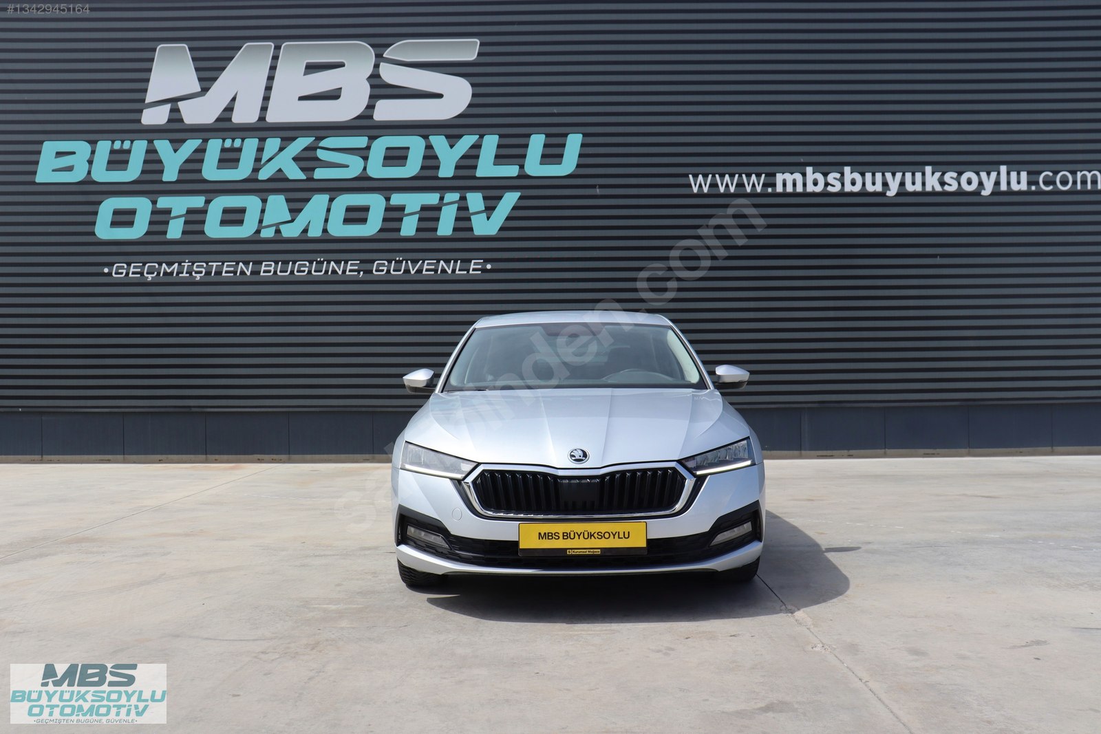 MBS BÜYÜKSOYLU'DAN 2023 MODEL SKODA OCTAVIA 1.0 E-TEC ELİTE
