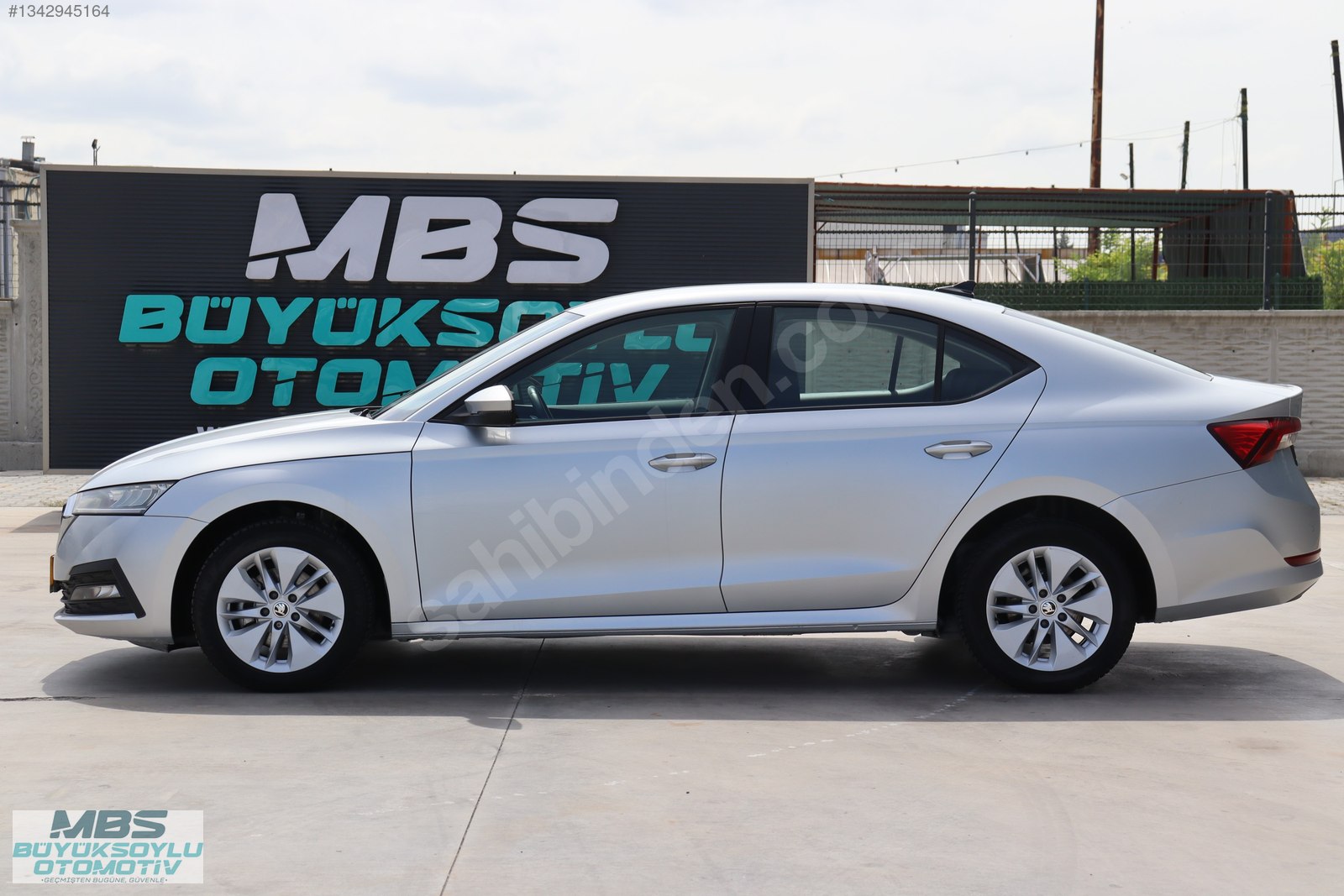 MBS BÜYÜKSOYLU'DAN 2023 MODEL SKODA OCTAVIA 1.0 E-TEC ELİTE