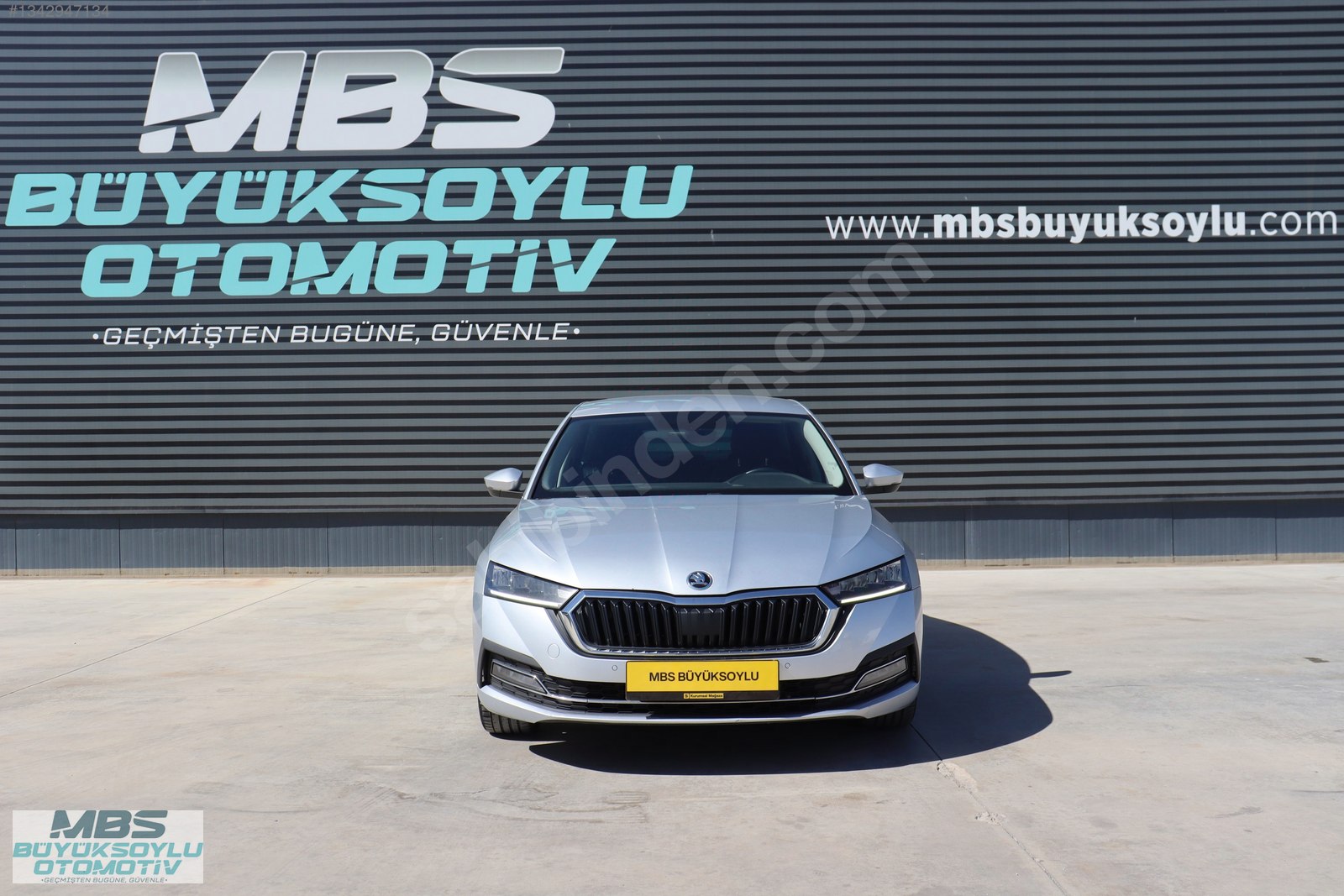 MBS BÜYÜKSOYLU'DAN 2022 MODEL SKODA OCTAVIA 1.5 E-TEC PREMIUM
