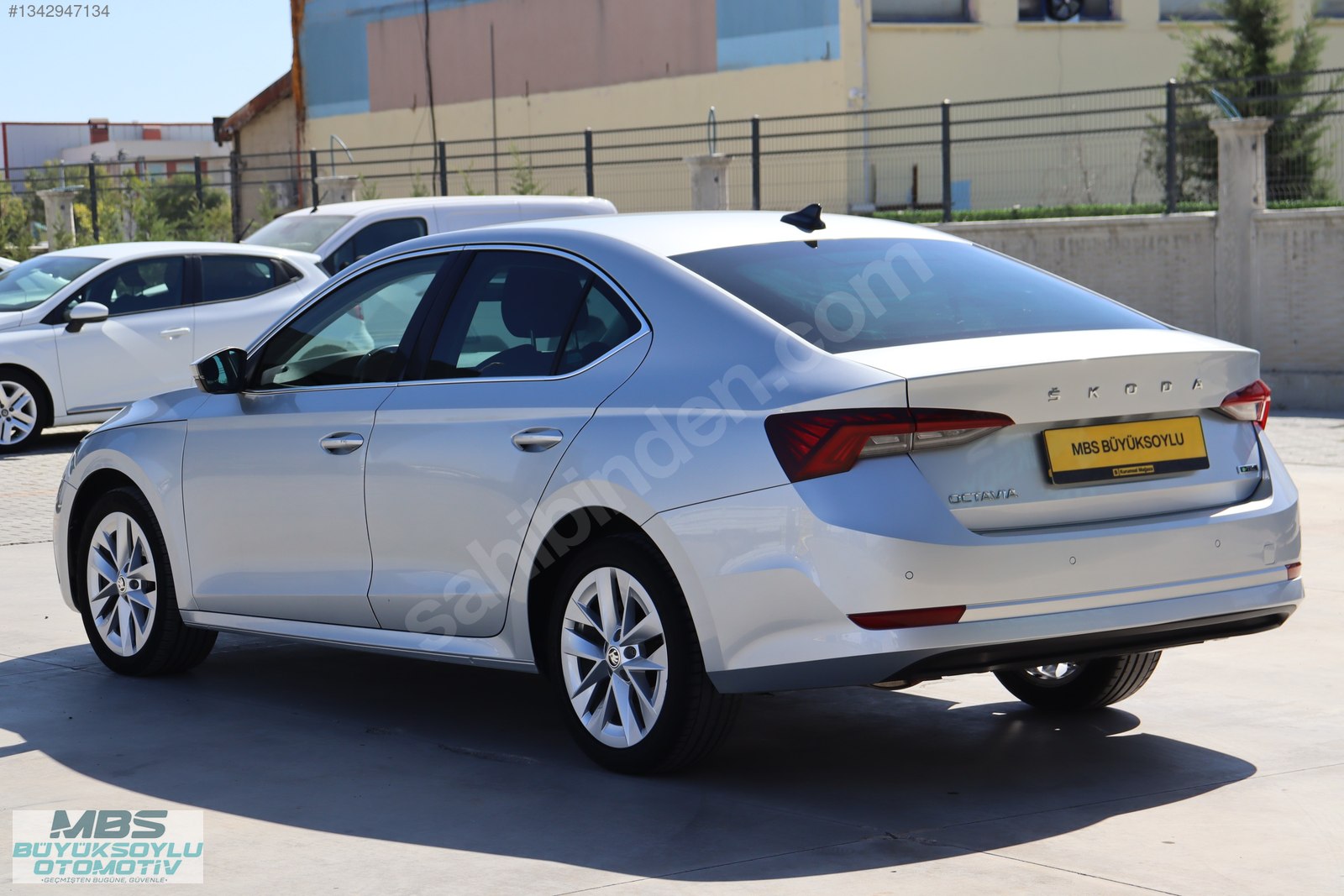 MBS BÜYÜKSOYLU'DAN 2022 MODEL SKODA OCTAVIA 1.5 E-TEC PREMIUM
