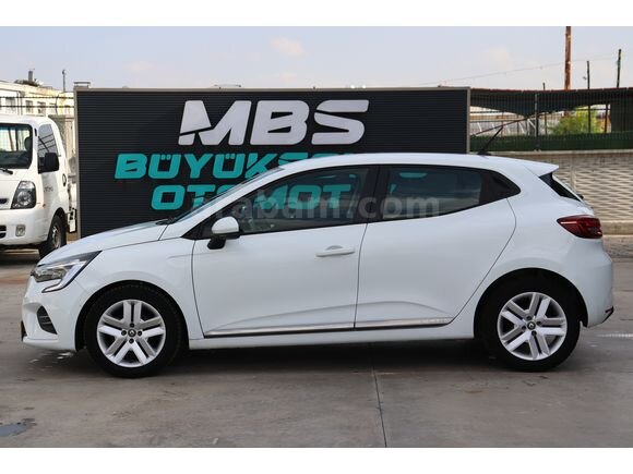 Galeriden Renault Clio 1.0 TCe Touch 2022 Model Konya 116.747 KM Beyaz
