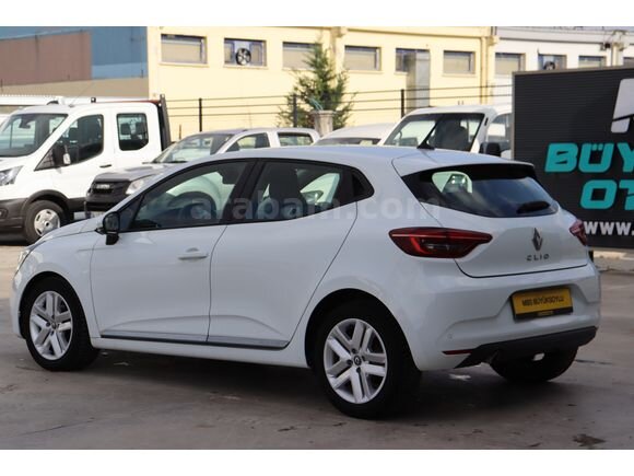 Galeriden Renault Clio 1.0 TCe Touch 2022 Model Konya 116.747 KM Beyaz