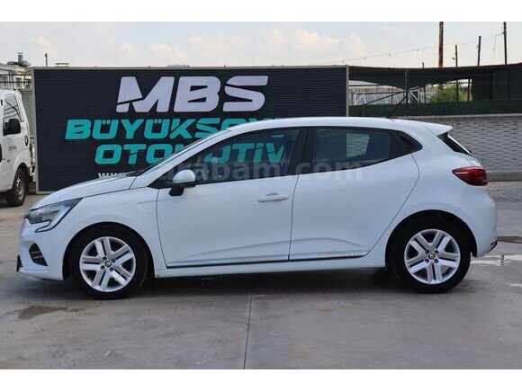Galeriden Renault Clio 1.0 TCe Touch 2022 Model Konya 178.083 KM Beyaz