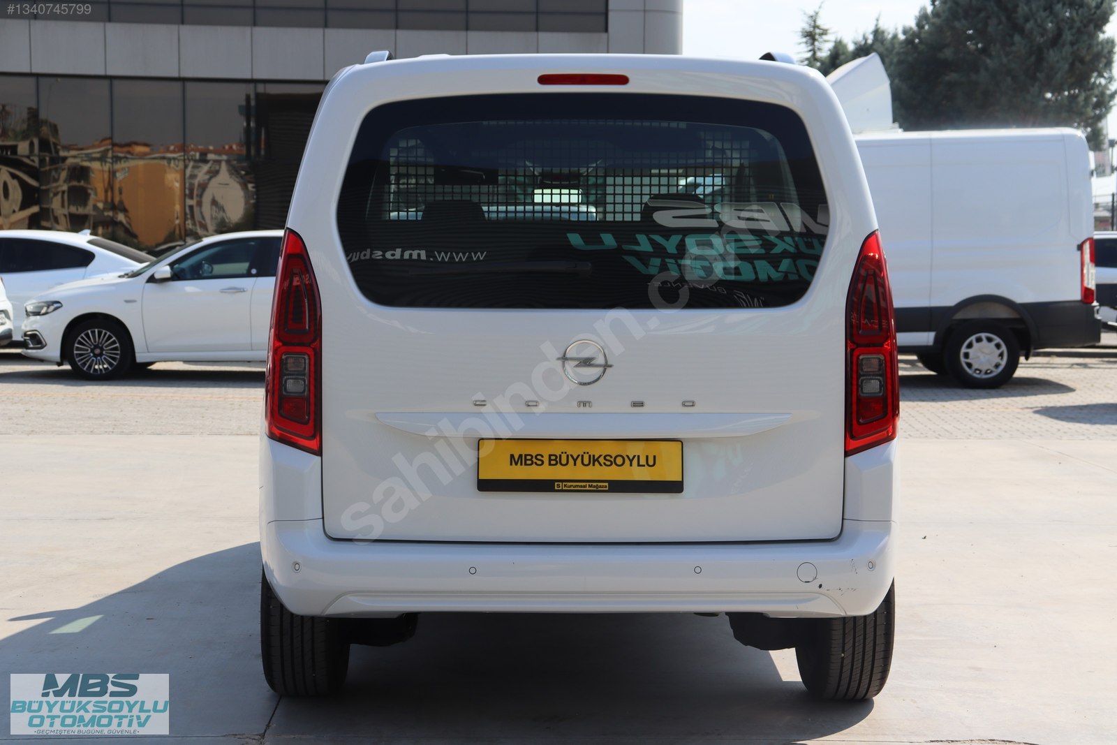 MBS BÜYÜKSOYLU'DAN 2026 MODEL OPEL COMBO 1.5 D ESSENTIAL 130 Hp